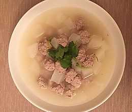 秋冬进补 萝卜汆丸子的做法