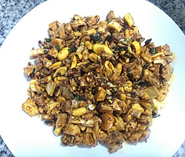 红油兔丁的做法