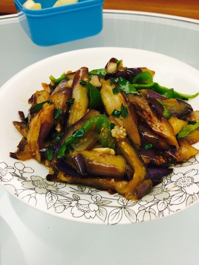 快炒辣椒茄子的做法
