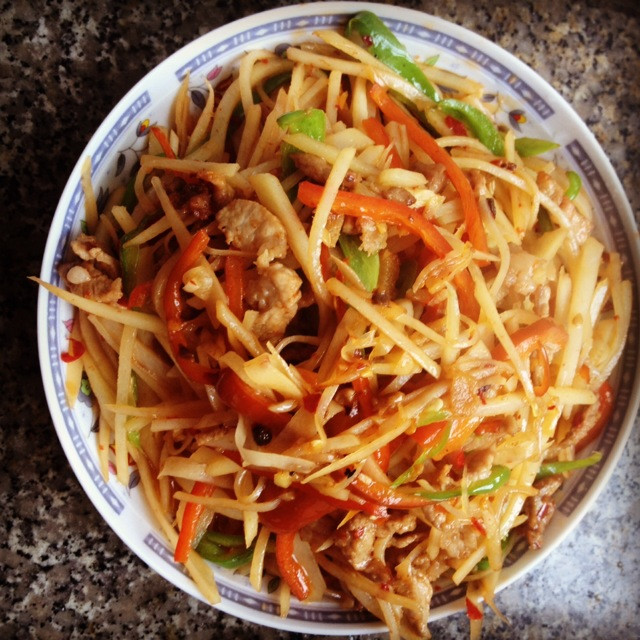 青椒土豆肉丝的做法