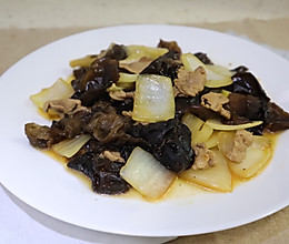 简单家常菜|木耳洋葱炒肉片的做法