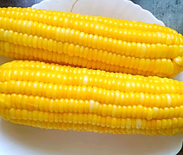 煮甜玉米的做法