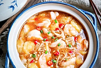 超鲜美巨下饭的金针虾仁豆腐煲#中秋团圆食味#的做法