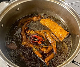 卤鸭爪的做法