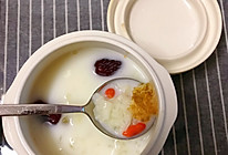 牛奶银耳桃胶雪燕羹的做法