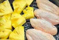 菠萝烤鸡翅｜解锁空气炸锅100道美食的做法