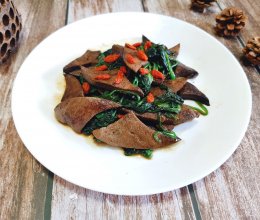 【生酮饮食·真酮】猪肝炒菠菜的做法