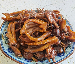 焖鸭翅鸭脚鸭肾的做法