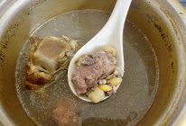 广东靓汤—山药茯苓薏米猪骨汤的做法
