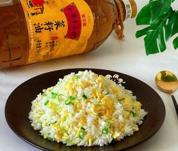 #中秋跟着金龙鱼外婆乡小榨菜籽油一起吃香喝辣#蛋炒饭的做法