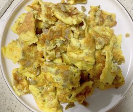 榨菜煎蛋的做法