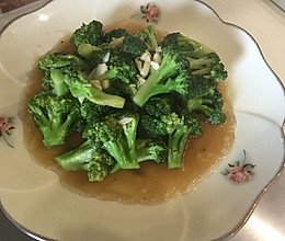 耗油西兰花的做法