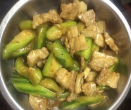 丝瓜炒肉的做法