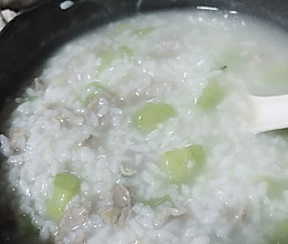 1-3岁宝宝辅食（黄瓜滑肉饭）的做法