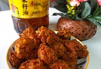 #中秋跟着金龙鱼外婆乡小榨菜籽油一起吃香喝辣#炸萝卜丸子的做法