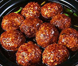 红烧狮子头的做法