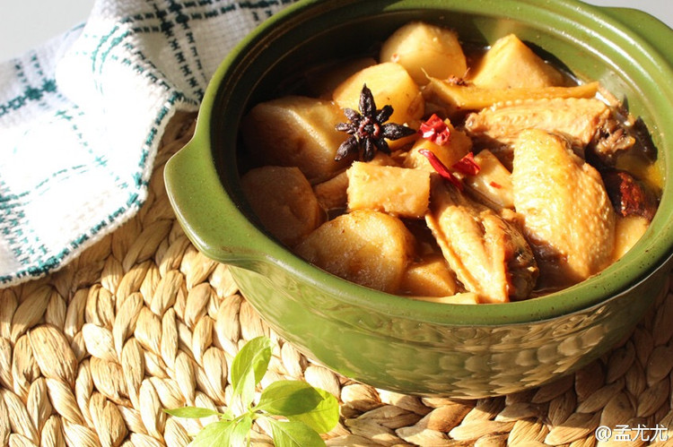 山药煨鸡翅的做法