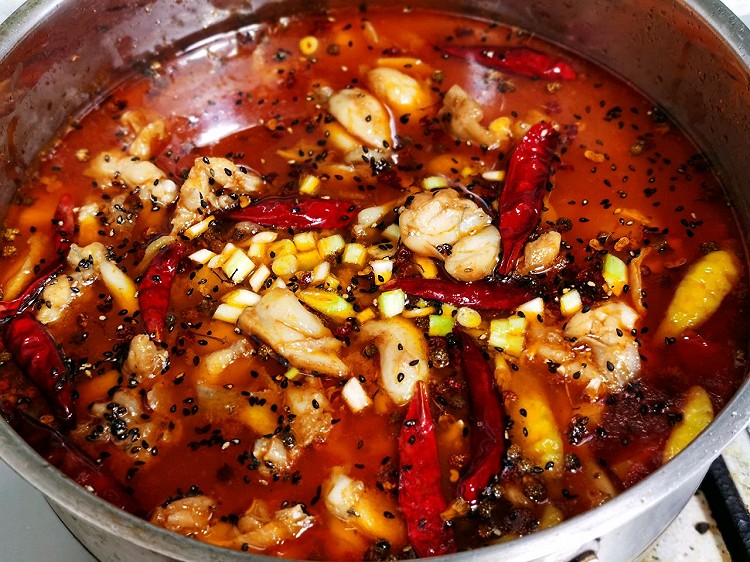 锦娘制——水煮牛蛙的做法