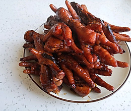 周黑鸭味道卤鸡爪的做法