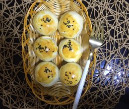 蛋黄抹茶酥的做法