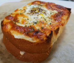 鸡蛋火腿烤面包的做法