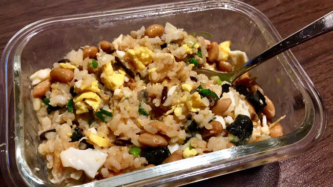纳豆紫菜煎蛋小葱拌饭的做法
