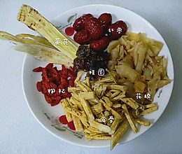 参芪花胶炖老鸽的做法