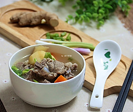 #入秋滋补正当时#清润好喝，竹蔗马蹄胡萝卜骨头汤的做法