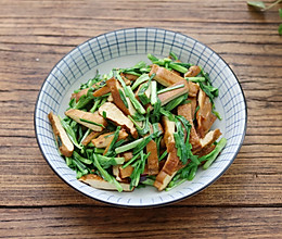 #一道菜表白豆果美食#美味消食蒜苗炒豆干的做法