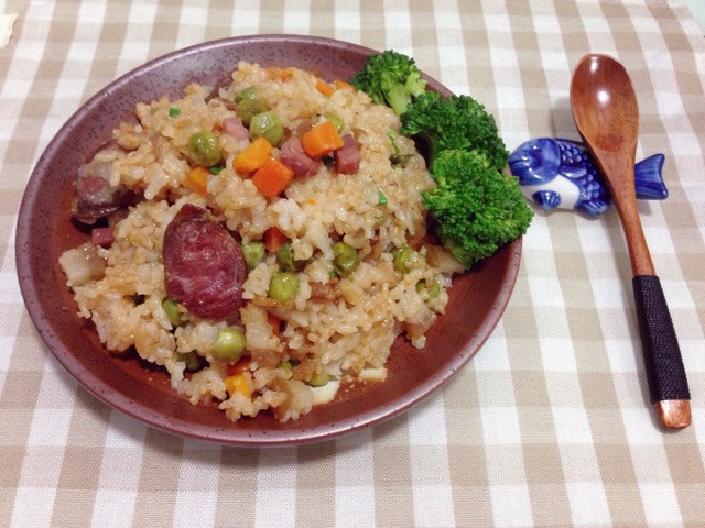 腊味煲仔饭的做法