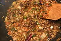 香菇肉酱拌面的做法