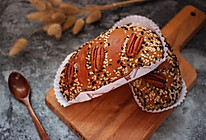 【果仁红糖面包】的做法