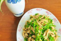 #外婆乡炒出火锅香#青椒炒肉丝的做法