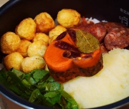 香肠土豆泥焖饭的做法