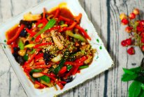 蒜蓉辣酱爆炒鱿鱼须#春天不减肥，夏天肉堆堆#的做法
