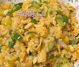 素菜炒饭缓解假期不想做菜的焦虑的做法