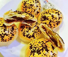 烧饼～层次分明 表面酥脆香的做法