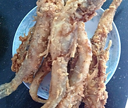 炸水电鱼的做法