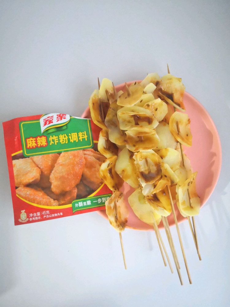 家乐麻辣炸粉调料～烤薯片的做法