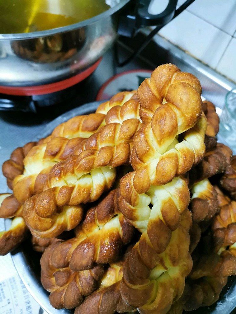 香酥麻花的做法