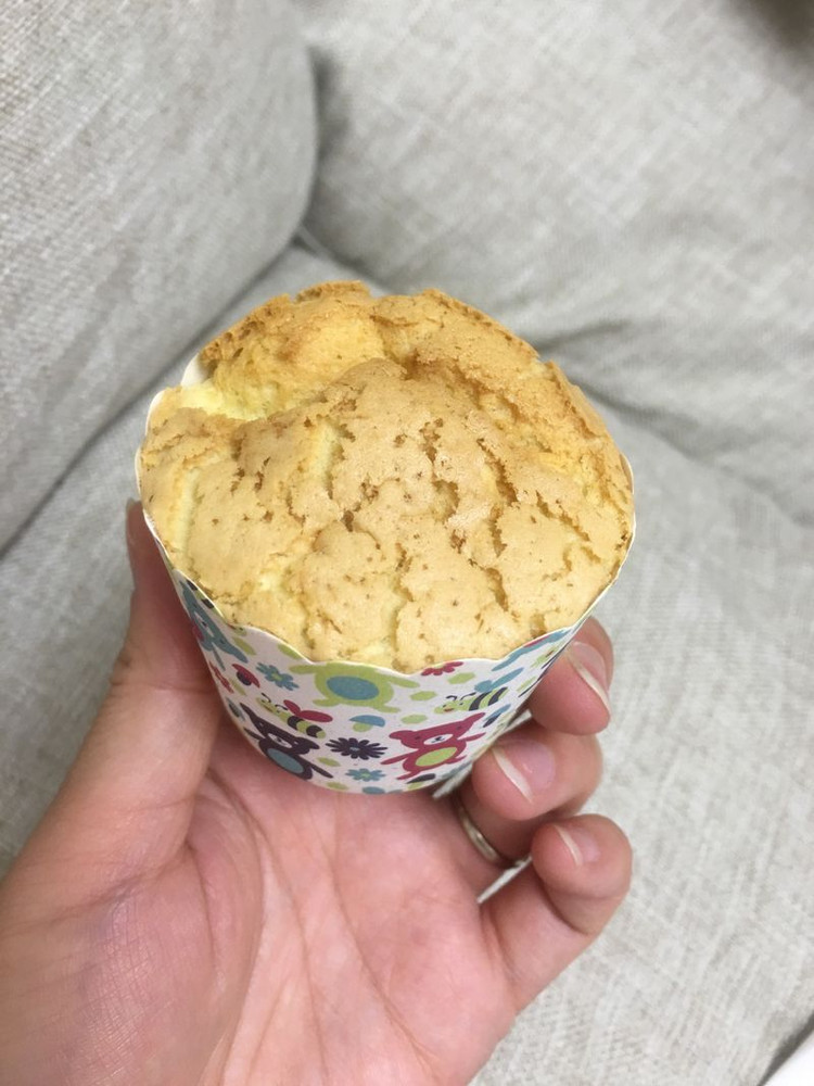 纸杯葡萄干蛋糕的做法