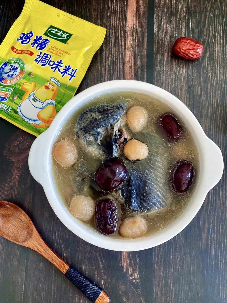 红枣桂圆乌鸡汤的做法
