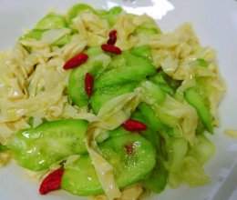 凉拌黄瓜三部曲的做法