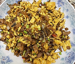 外婆菜炒鸡蛋的做法