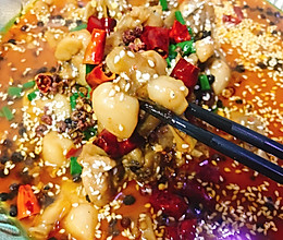 水煮牛蛙，学会就不用再去店里吃啦。的做法