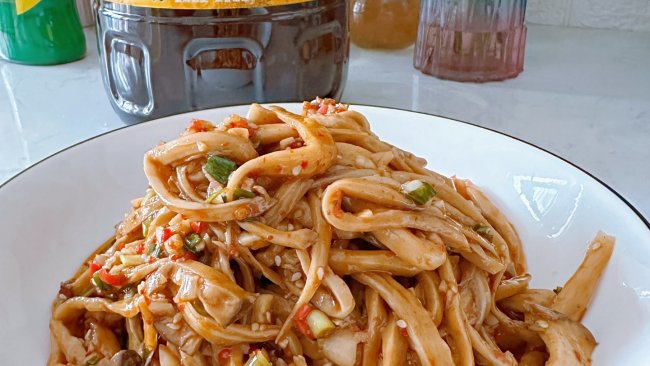 #向往的生活 就是外婆乡#凉拌杏鲍菇的做法