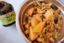 #让宝贝爱上每一顿饭#炖土豆的做法