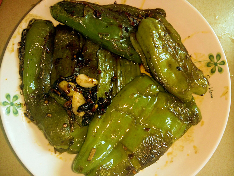 老干妈虎皮椒‖开胃下饭，燃脂瘦身，排毒养颜的做法