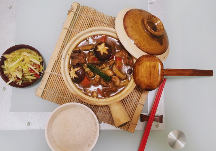 家常菜之【黄焖鸡米饭】的做法