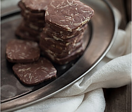 巧克力杏仁切片饼干的做法